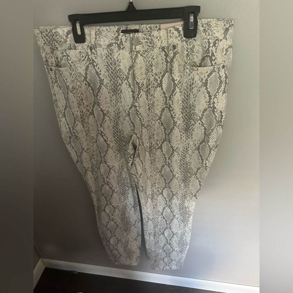 NYDJ Ami‎ Skinny Legging Jeans Sz 14 Snake Print Lift Tuck Stretchy NWT